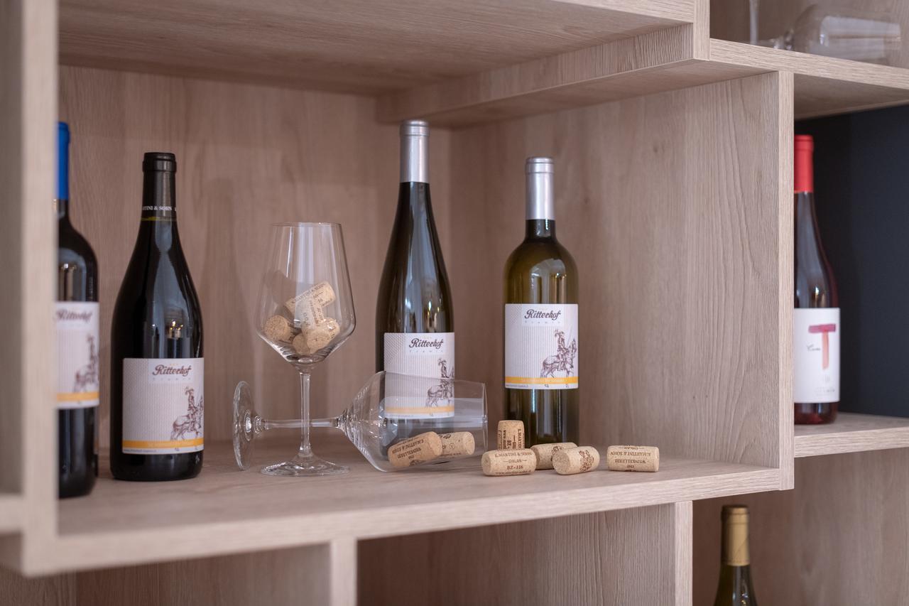 Vineus Tramin Hotel Termeno Kültér fotó